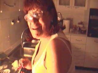 Rit v kuhinja: brezplačno rit pornhub umazano film vid 16